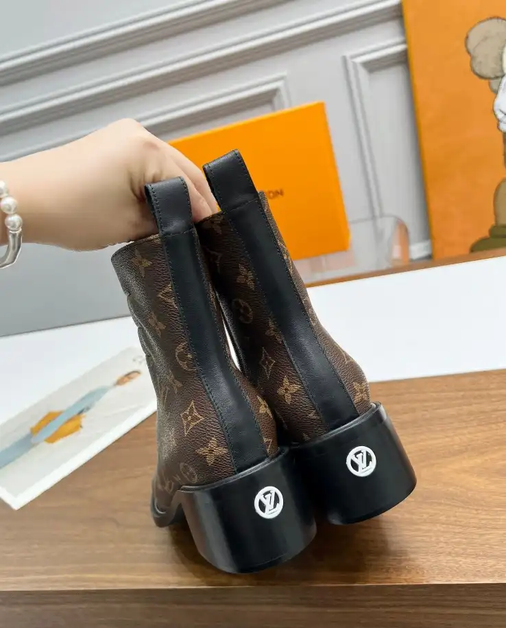 hype LV Boots