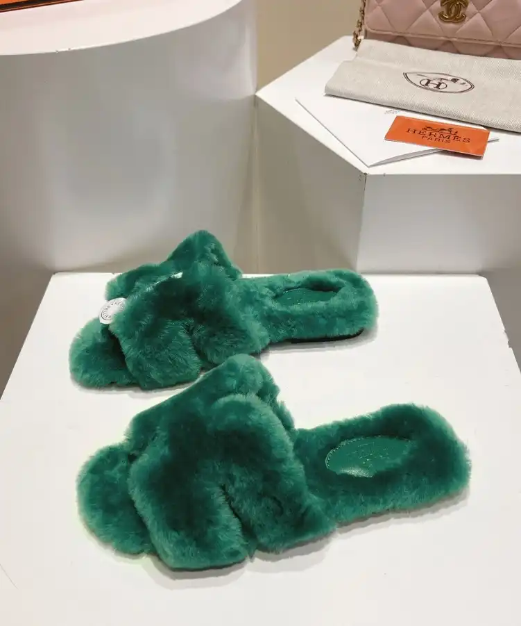 hype Hermes Slippers