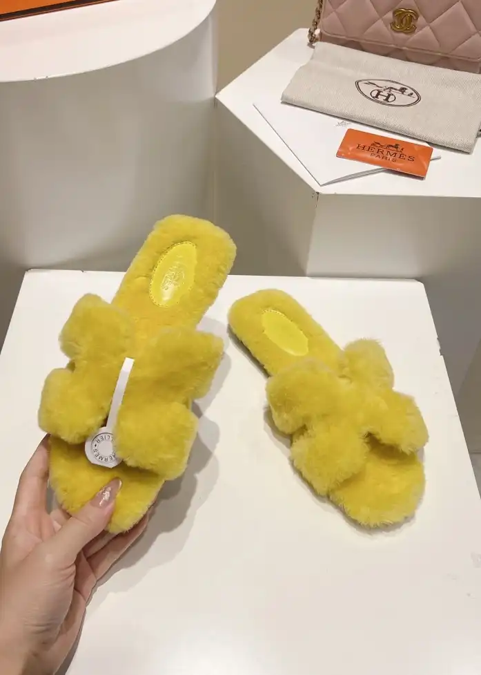 hype Hermes Slippers