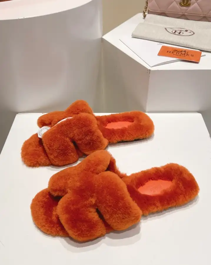 hype Hermes Slippers