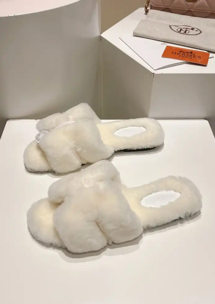 hype Hermes Slippers