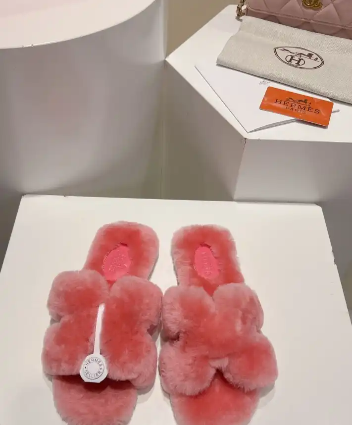 hype Hermes Slippers