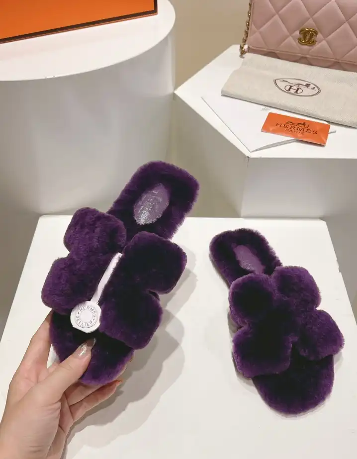 hype Hermes Slippers