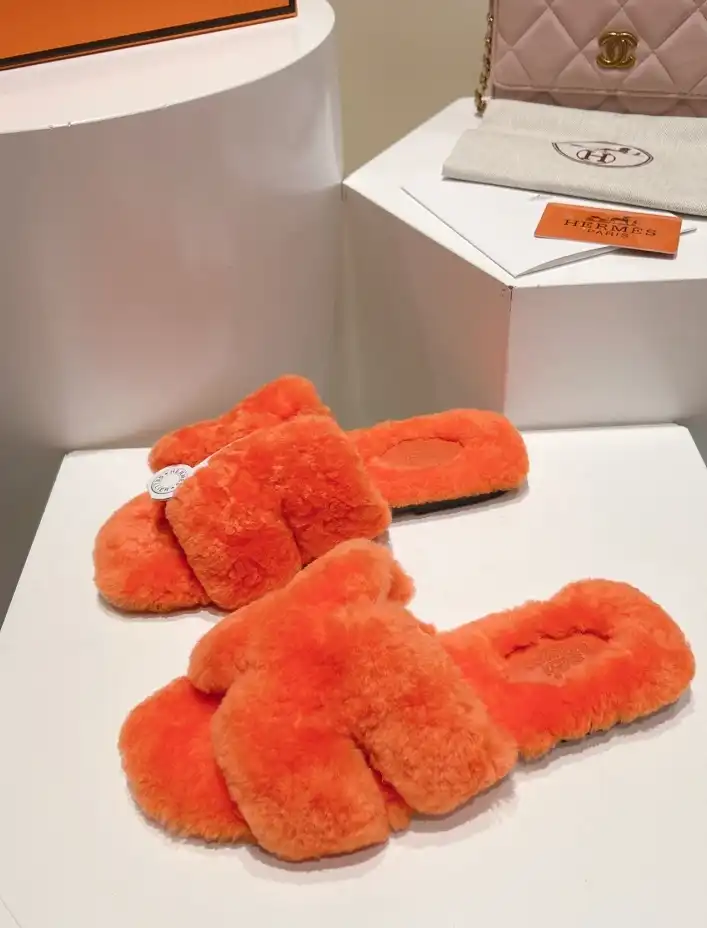 hype Hermes Slippers