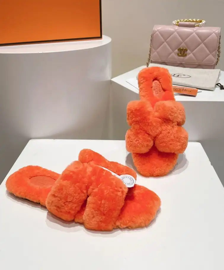 hype Hermes Slippers