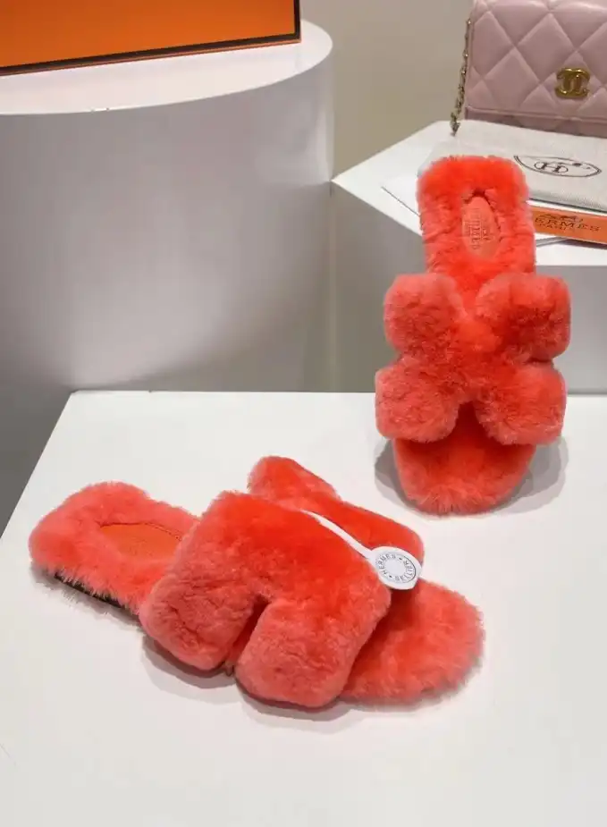 hype Hermes Slippers