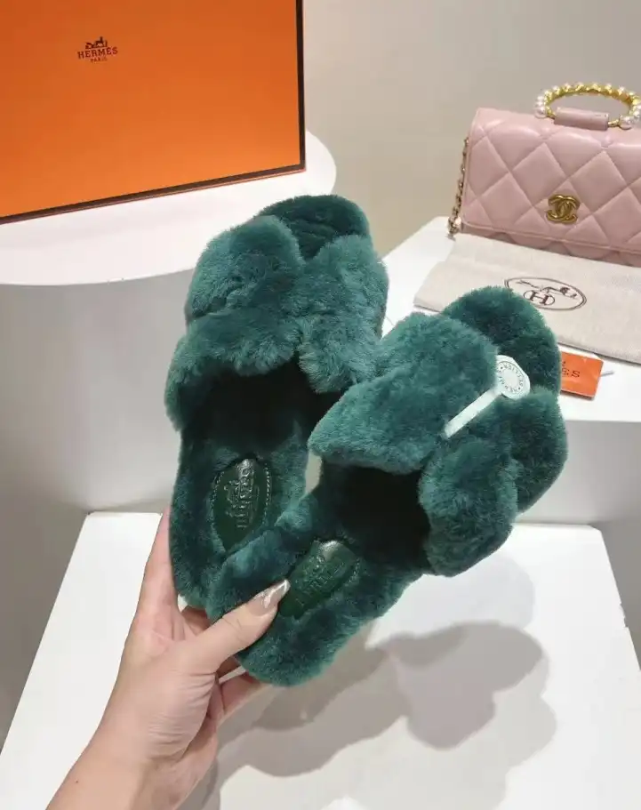 hype Hermes Slippers