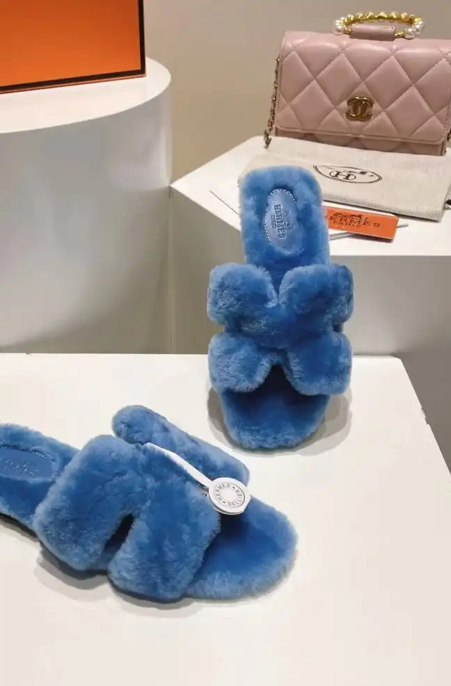 hype Hermes Slippers