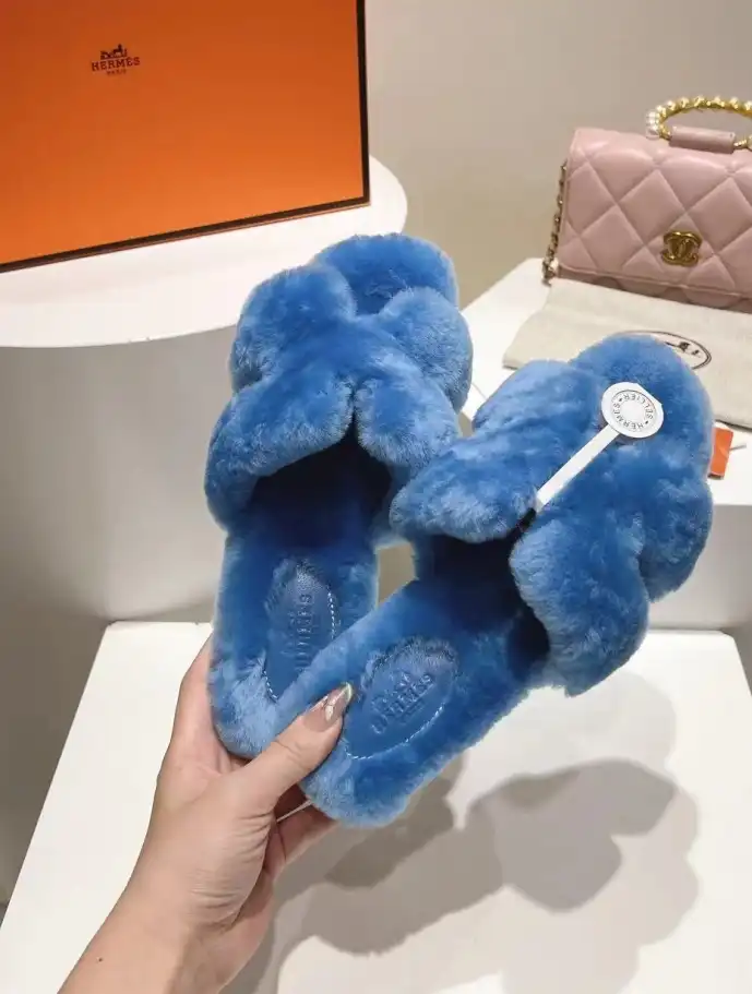 hype Hermes Slippers