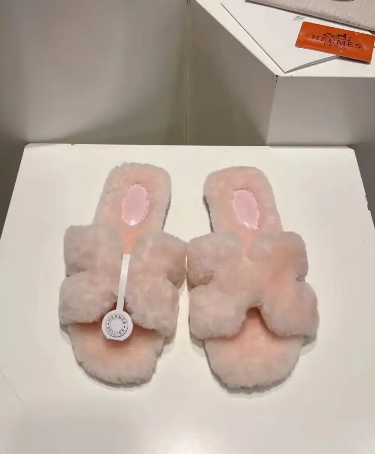 hype Hermes Slippers