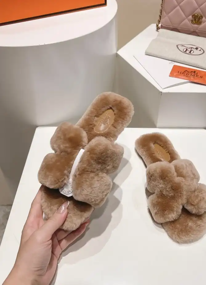 hype Hermes Slippers