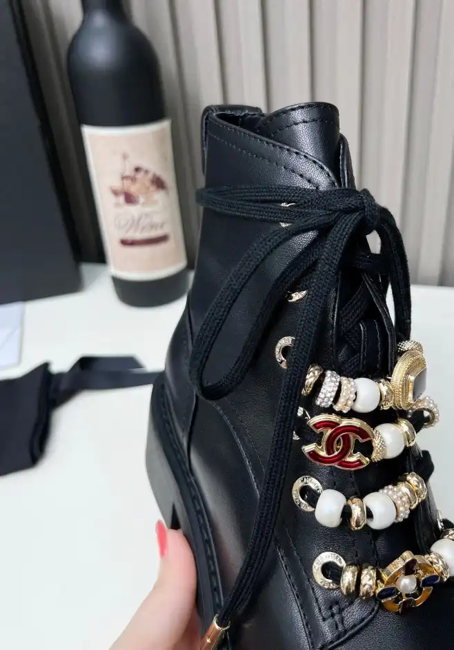 hype Chanel Boots