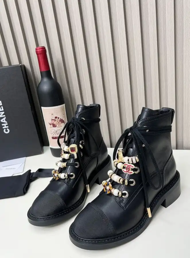 hype Chanel Boots