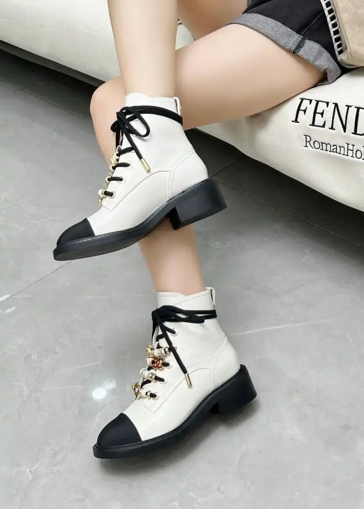 hype Chanel Boots