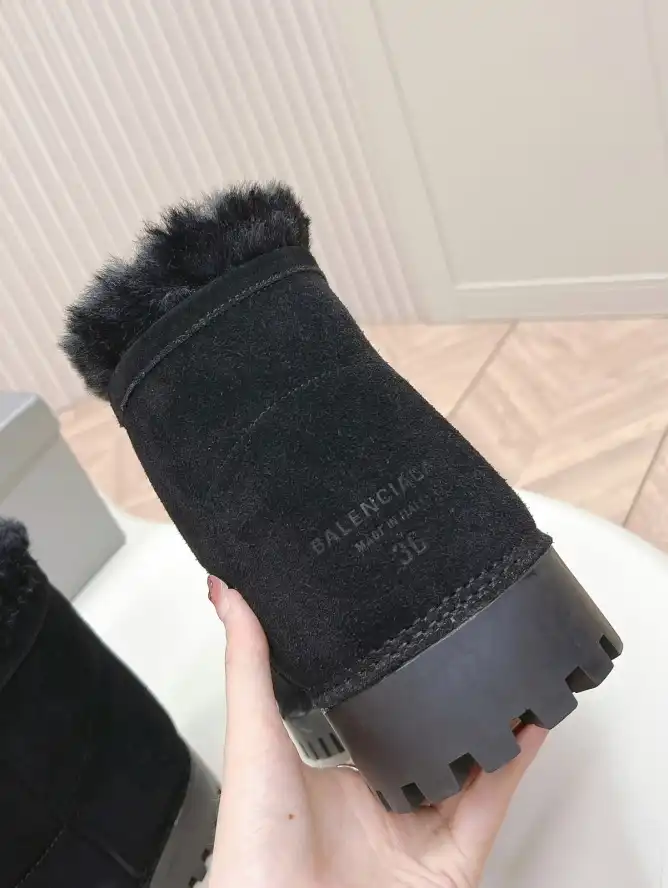 hype Balenciaga Boots