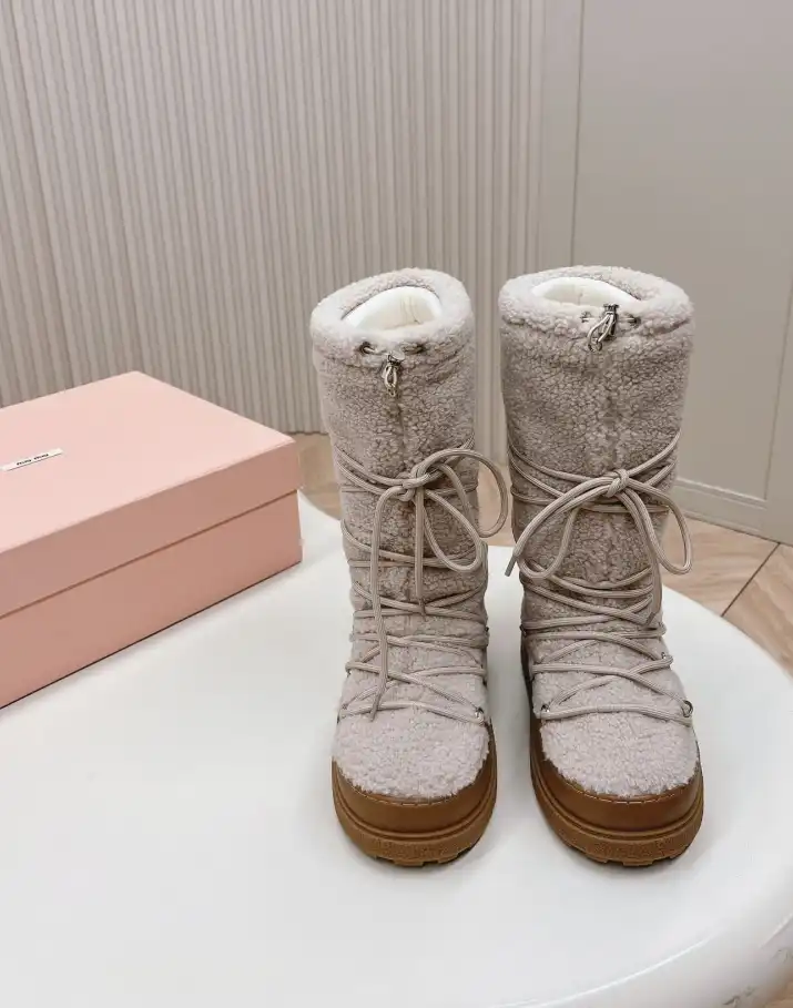 hype Miu Miu Boots