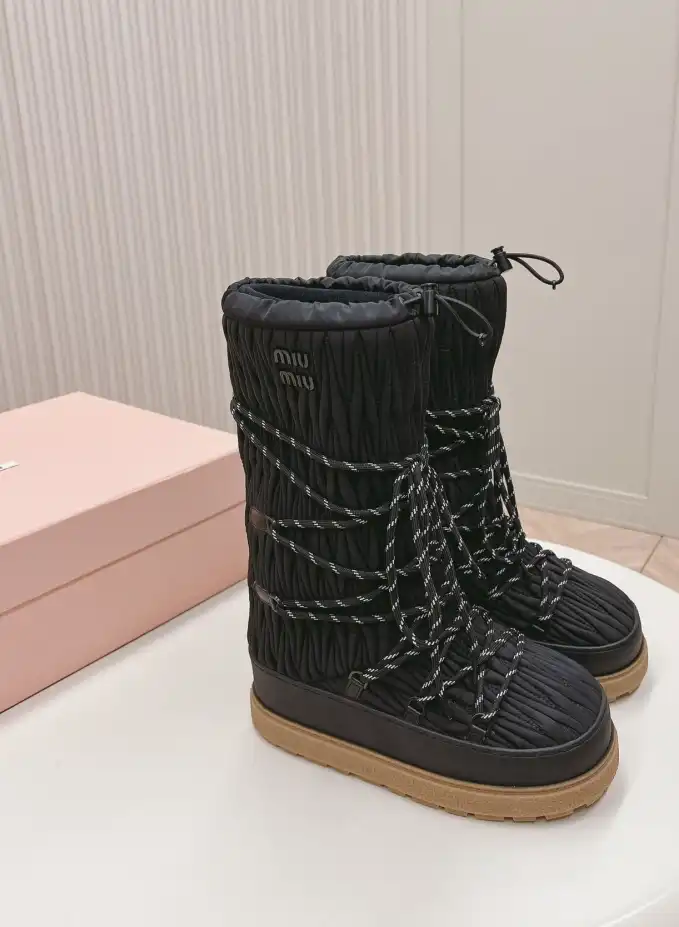 hype Miu Miu Boots