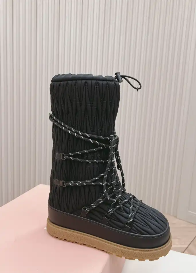 hype Miu Miu Boots