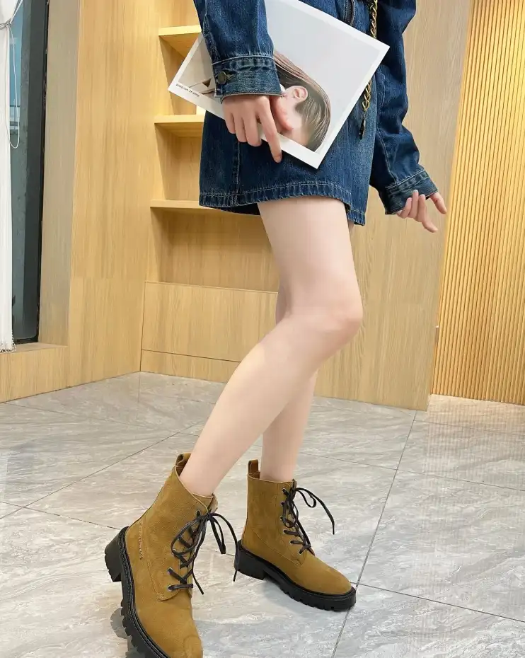 hype Alexander Wang Boots