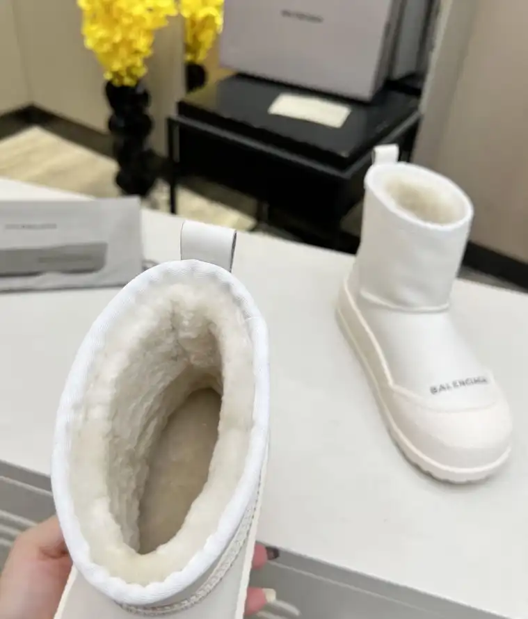 hype Balenciaga Boots