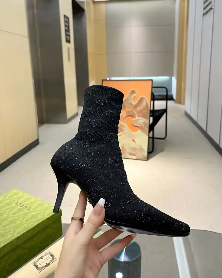 hype Gucci Boots