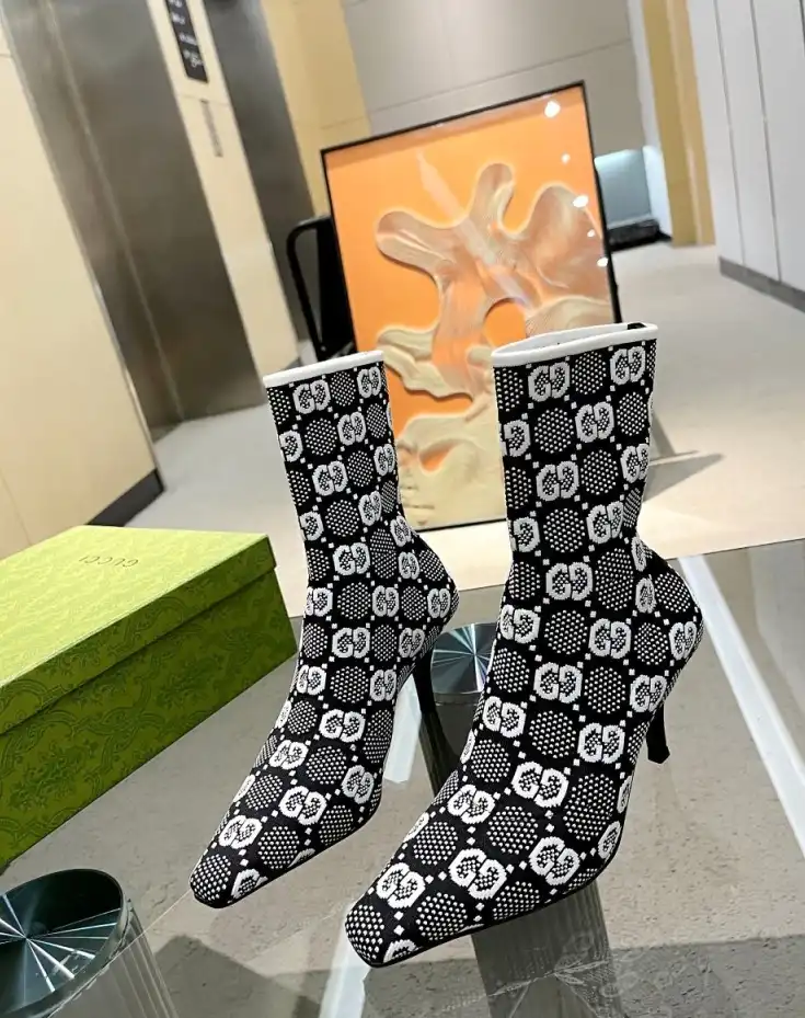 hype Gucci Boots