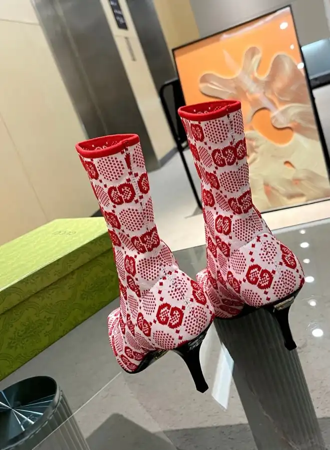 hype Gucci Boots