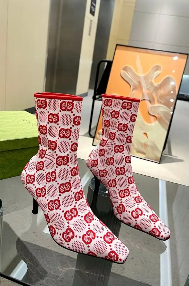 hype Gucci Boots