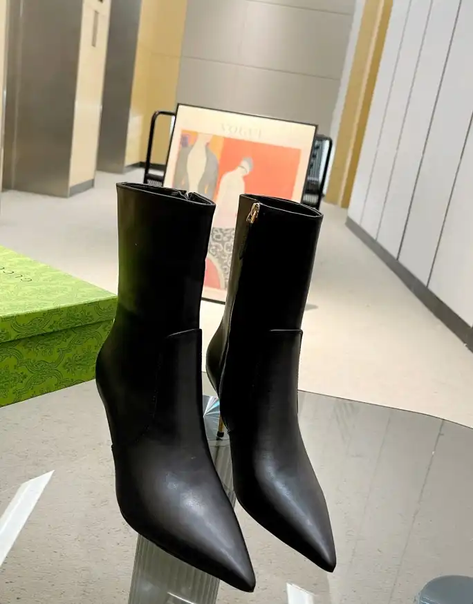 hype Gucci Boots