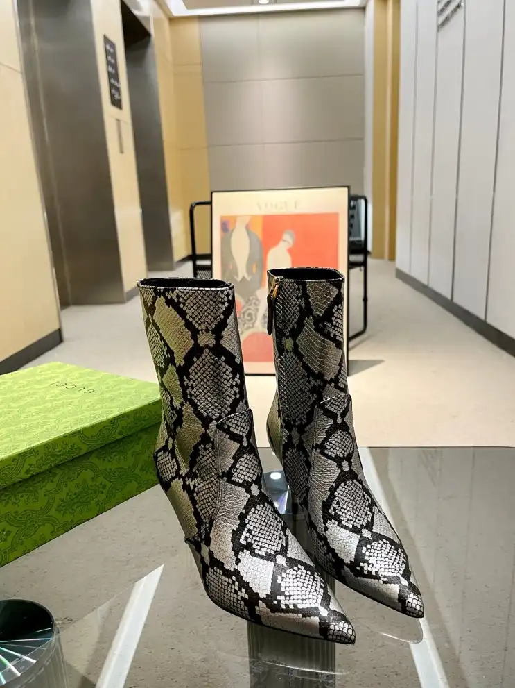 hype Gucci Boots