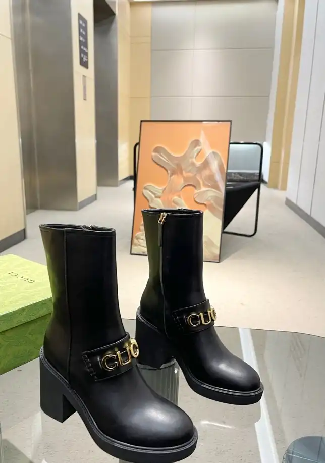 hype Gucci Boots