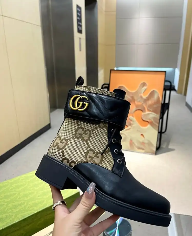 hype Gucci Boots