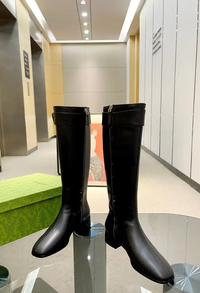 hype Gucci Boots