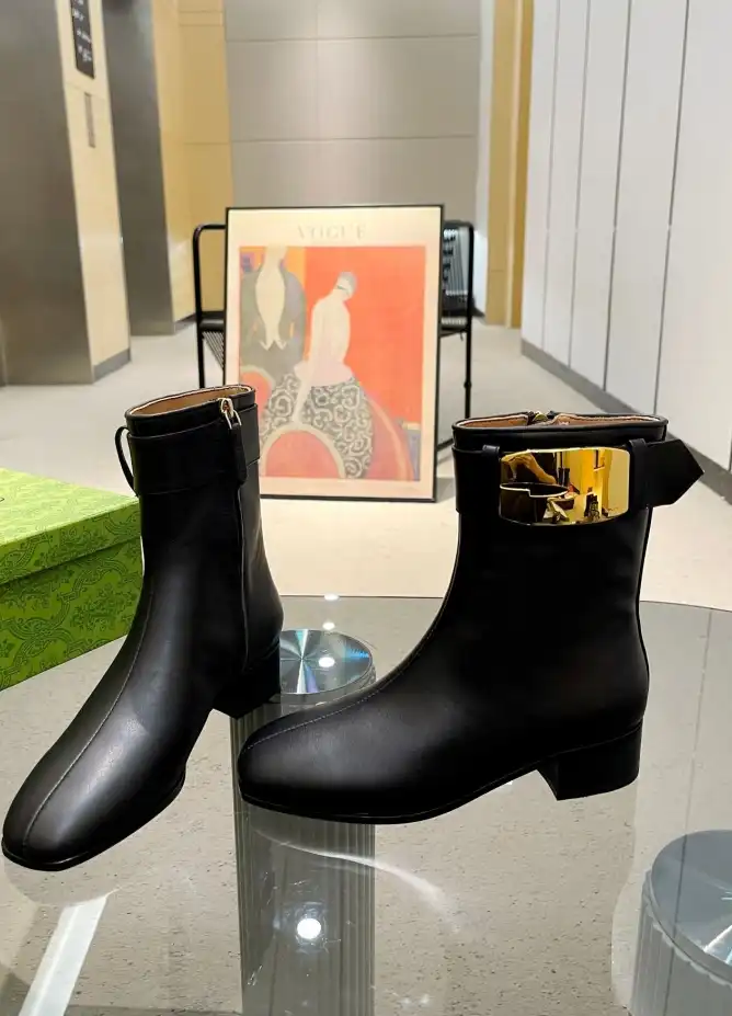 hype Gucci Boots