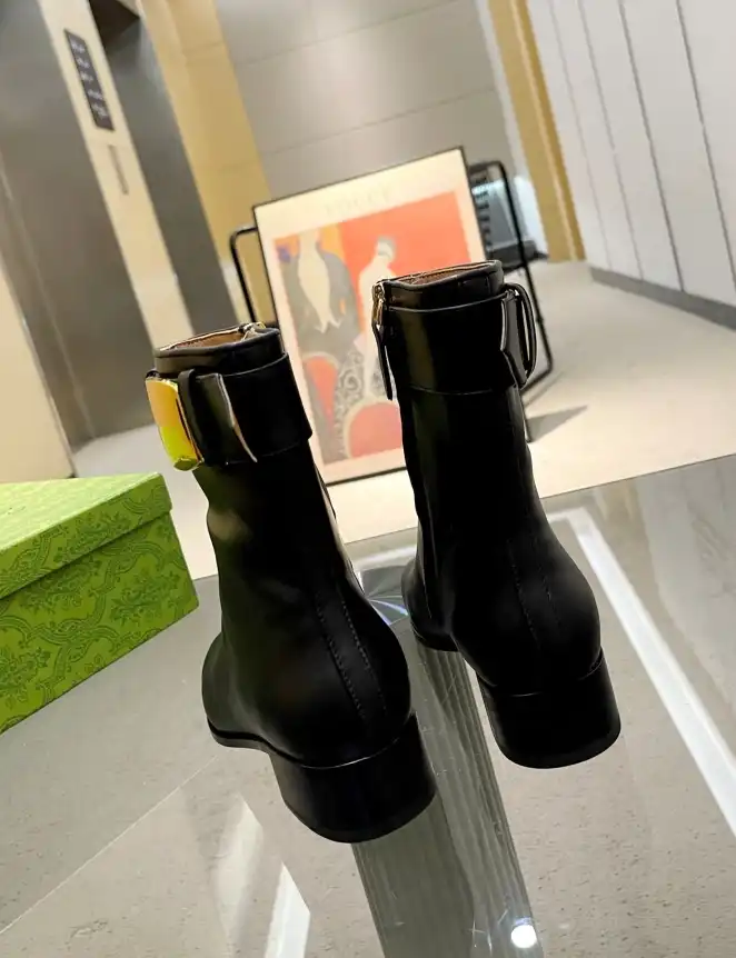 hype Gucci Boots