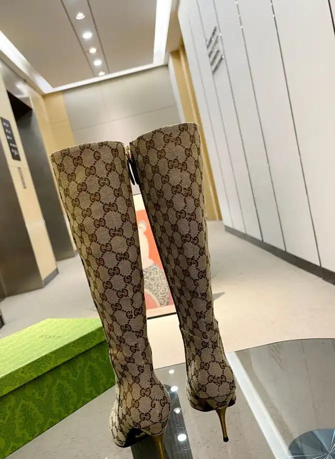 hype Gucci Boots