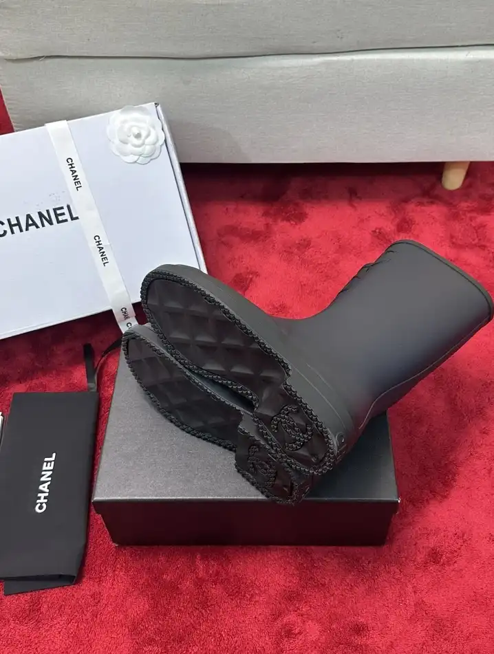 hype Chanel Boots