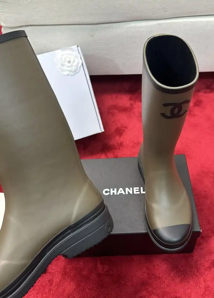 hype Chanel Boots