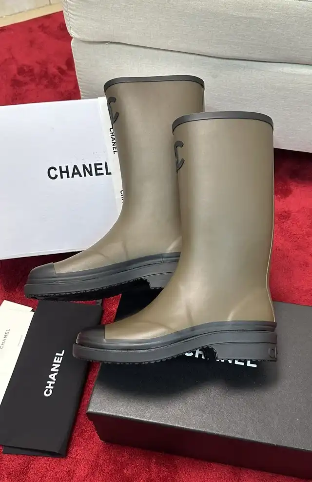 hype Chanel Boots