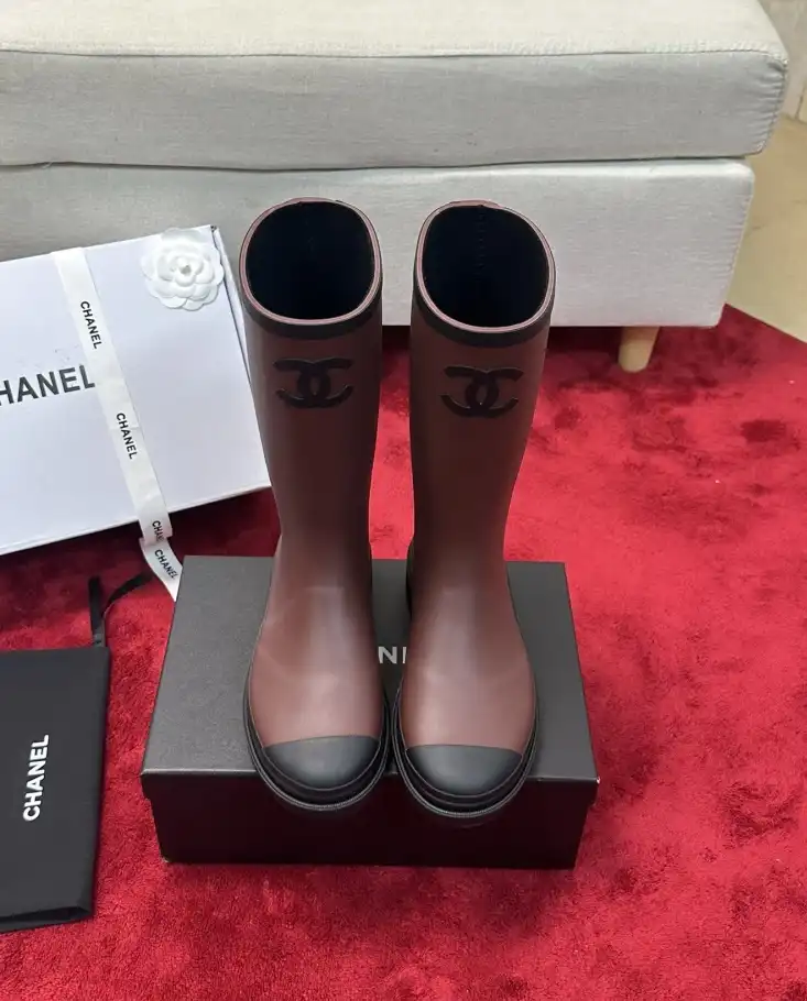 hype Chanel Boots