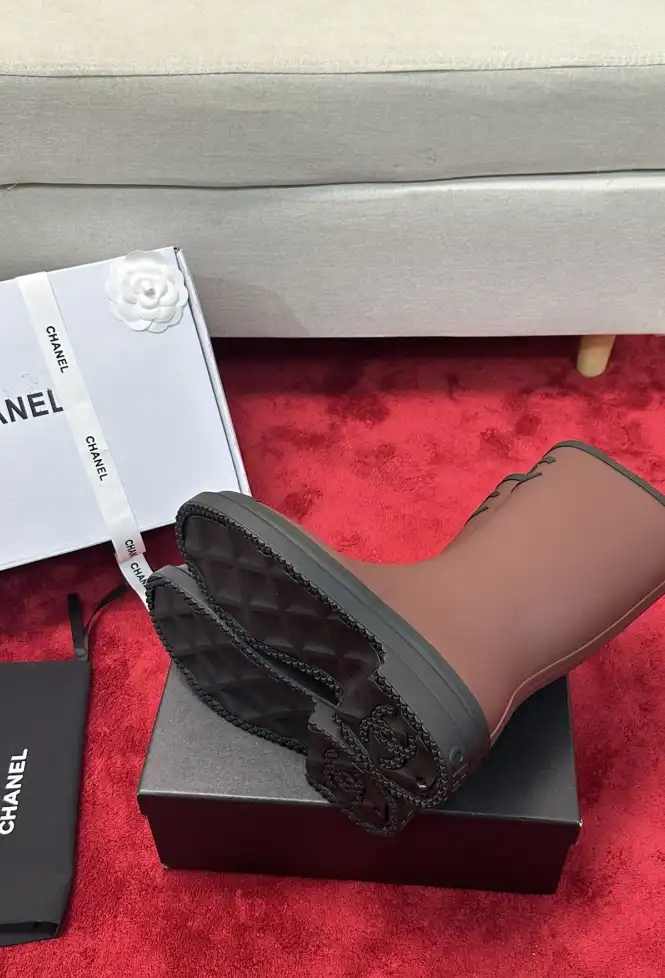 hype Chanel Boots