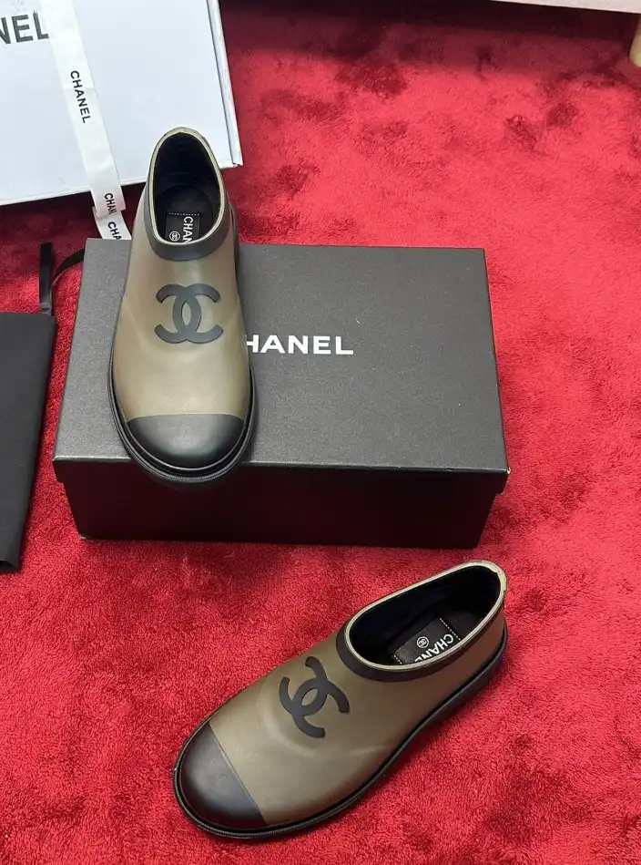 hype Chanel Boots