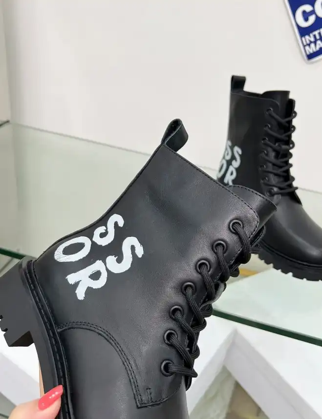 hype Christian Dior Boots