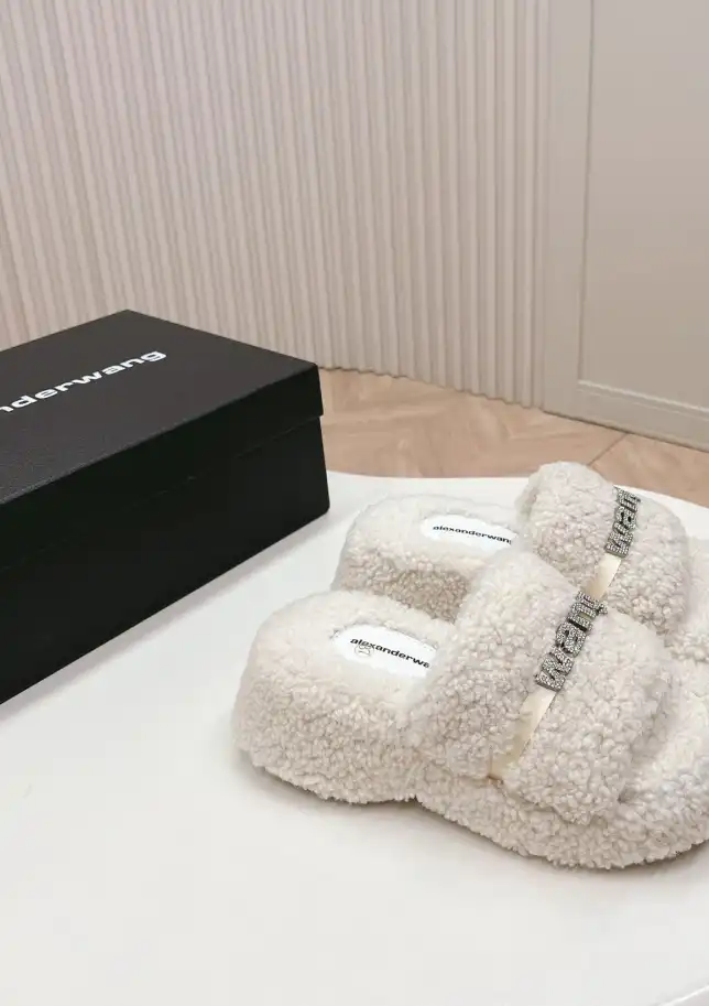 hype Alexander Wang Slippers