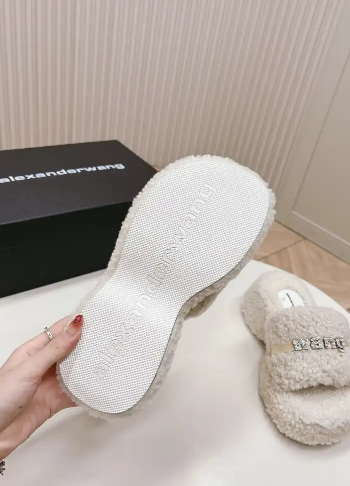 hype Alexander Wang Slippers