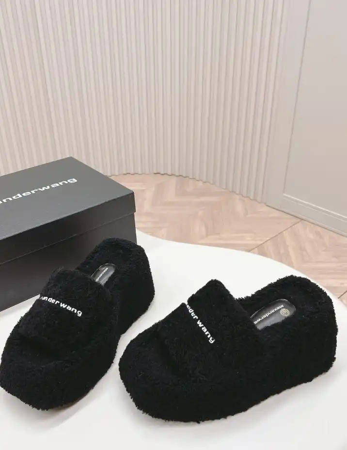 hype Alexander Wang Slippers