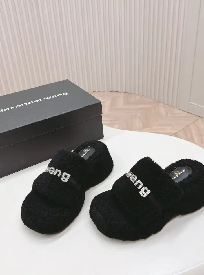 hype Alexander Wang Slippers