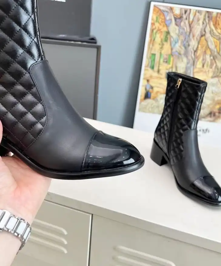 hype Chanel Boots