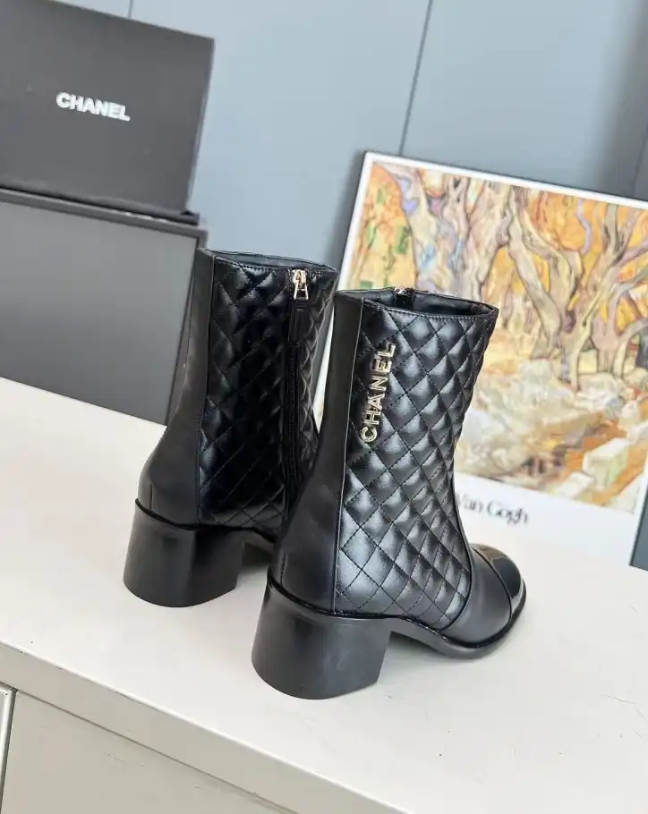 hype Chanel Boots