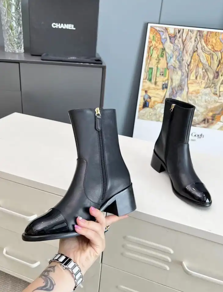 hype Chanel Boots